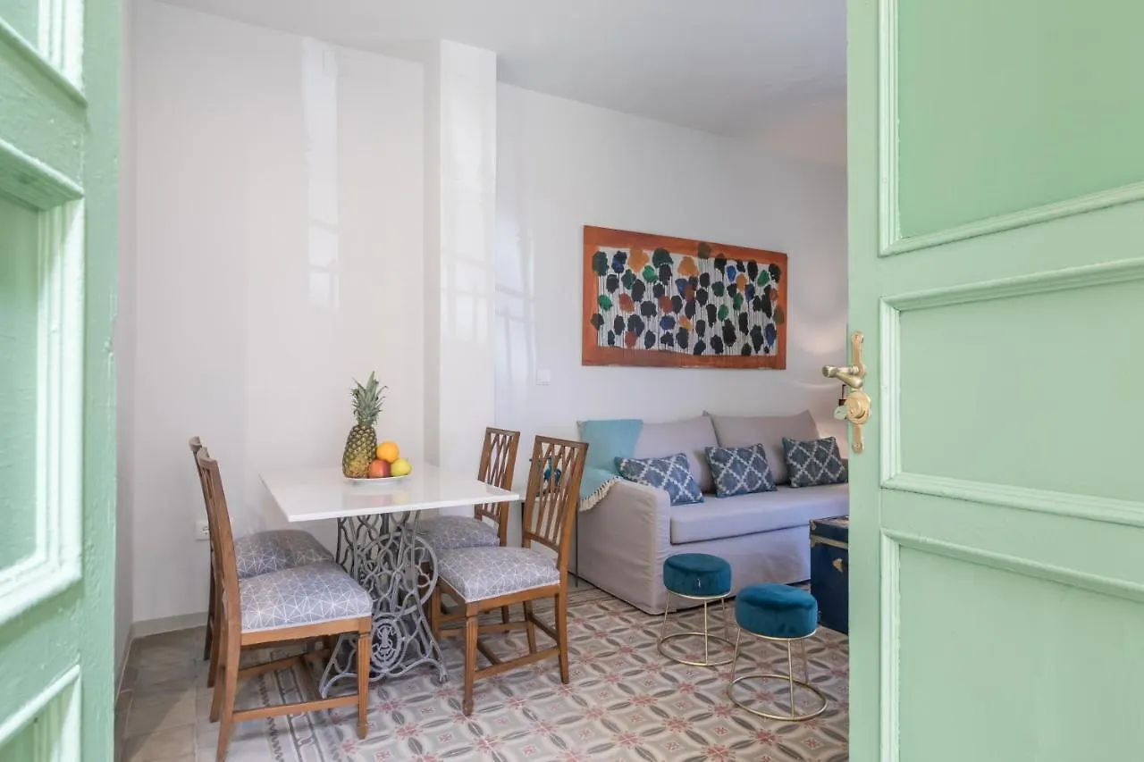 Casa Temprado Aparthotel Seville 3*,